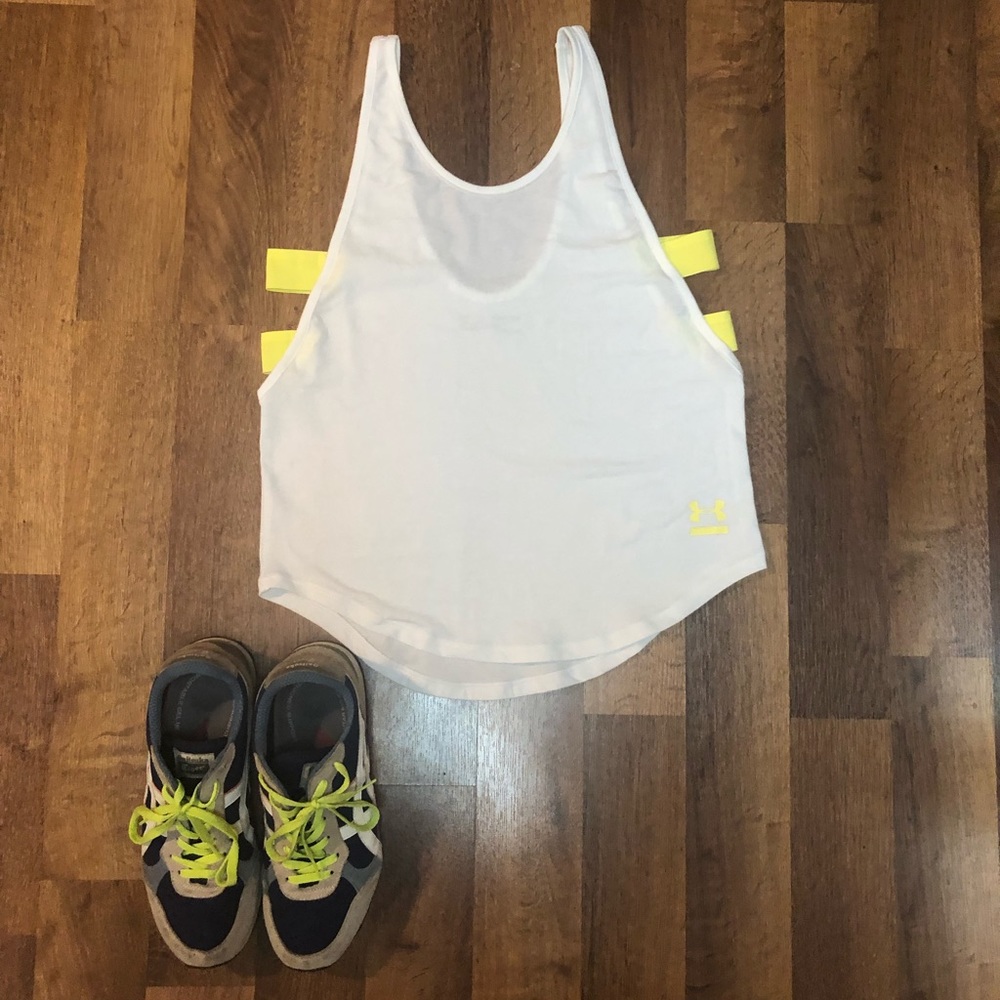 Women’s under armour tank top